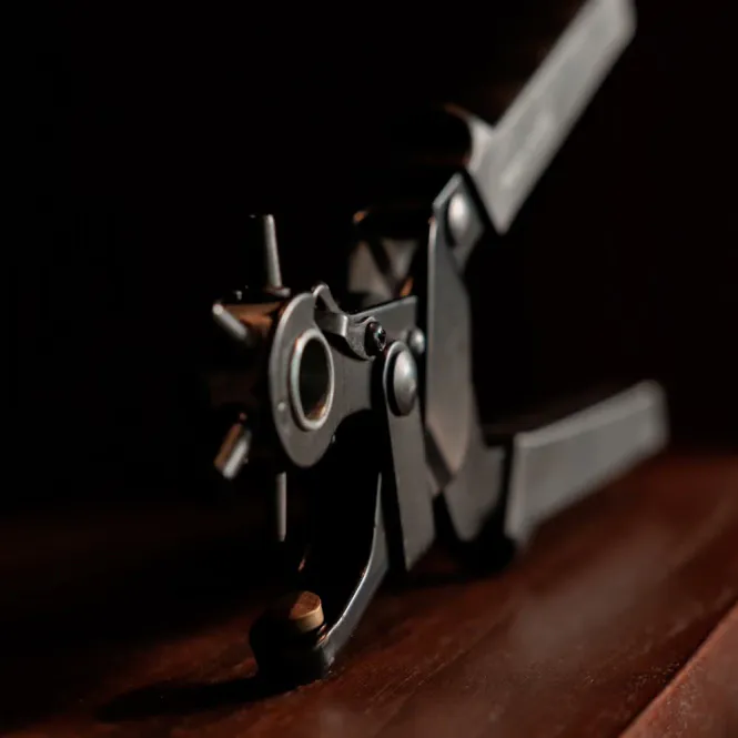 Hovedbilde Leather Punch Extra Strong